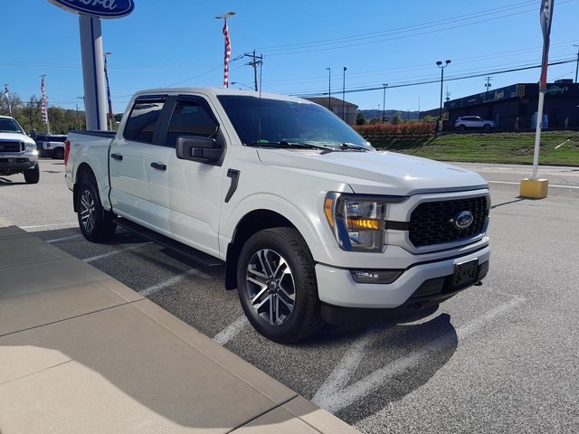2023 Ford F-150 XL photo 2