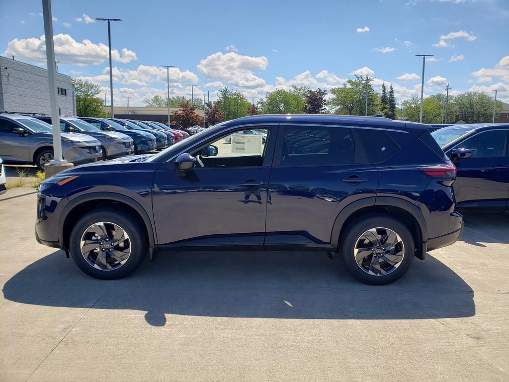 2026 Nissan Rogue SV photo 3