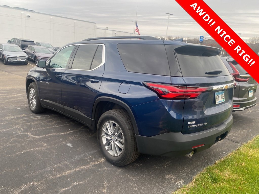 2023 Chevrolet Traverse Leather photo 3