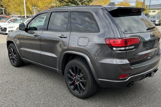 2021 Jeep Grand Cherokee Laredo X photo 3