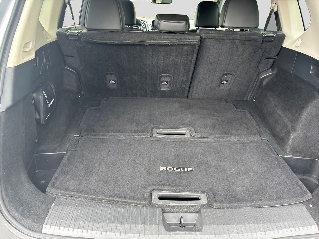 2021 Nissan Rogue SL photo 10