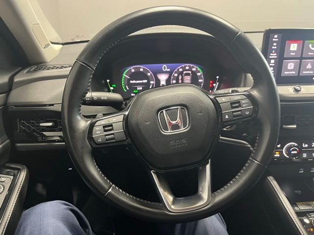 2023 Honda Accord Hybrid Touring photo 13
