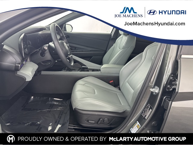 2024 Hyundai Elantra Hybrid Limited photo 18