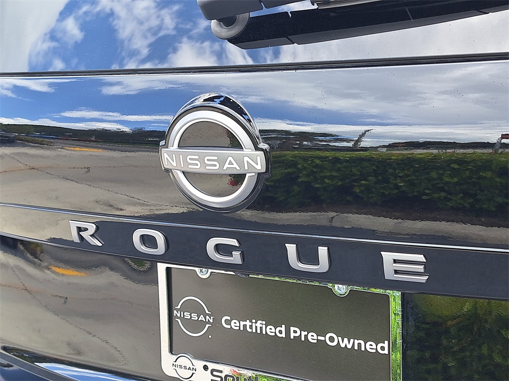 2024 Nissan Rogue S photo 9