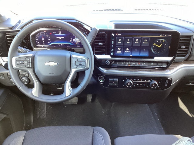 2025 Chevrolet Silverado 1500 LT photo 8
