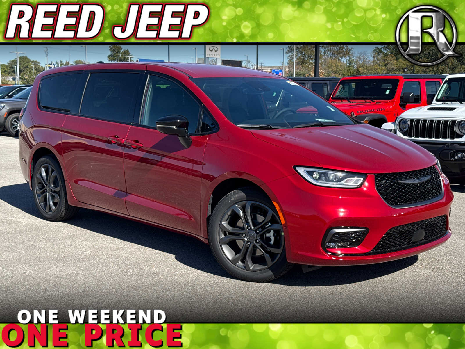 2026 Chrysler Pacifica Select's photo