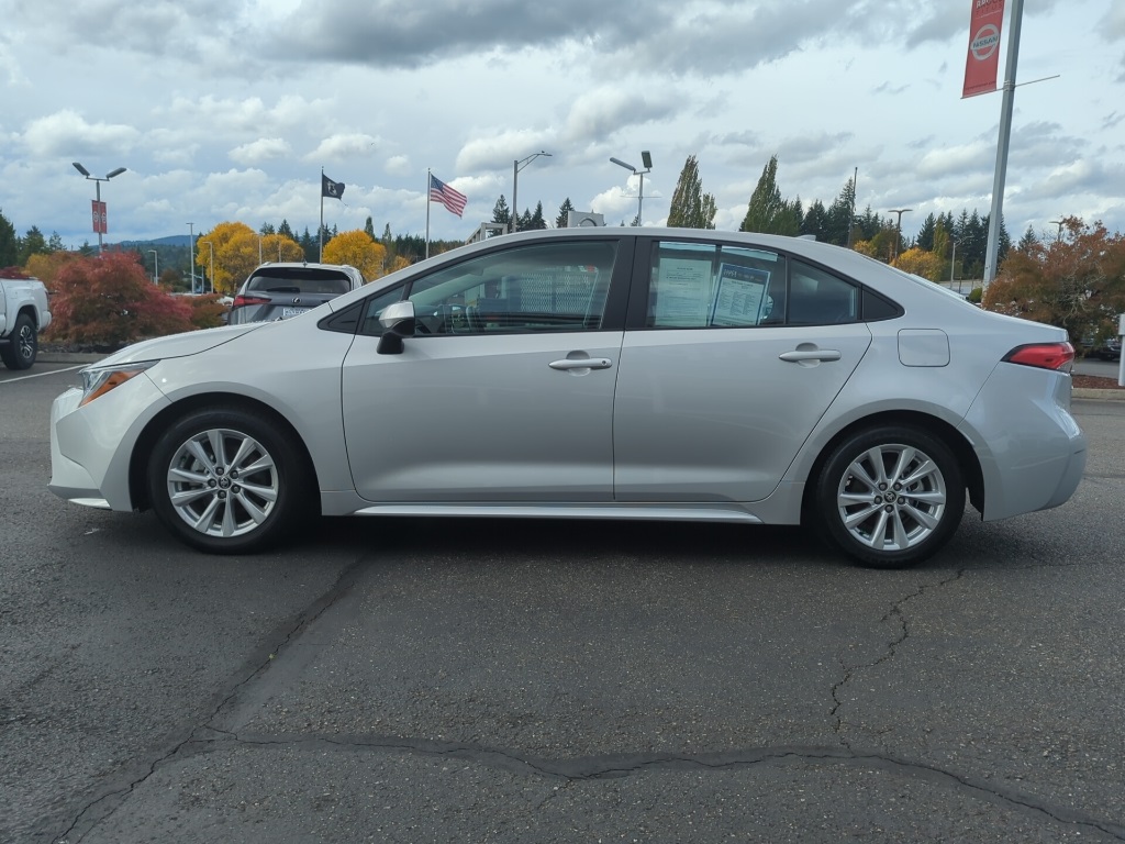 2024 Toyota Corolla LE photo 5