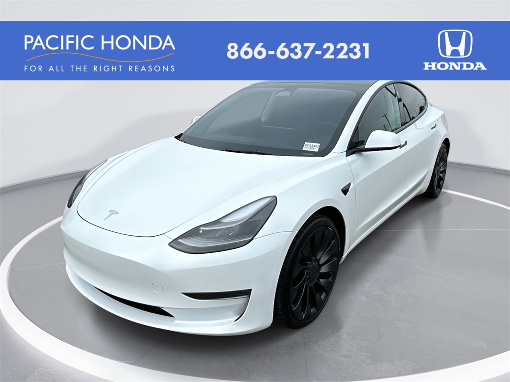 2023 Tesla Model 3 Performance's photo