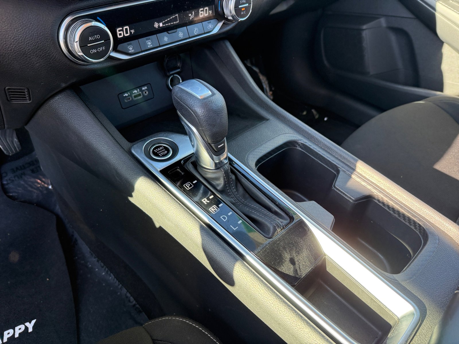 2021 Nissan Sentra SV photo 13