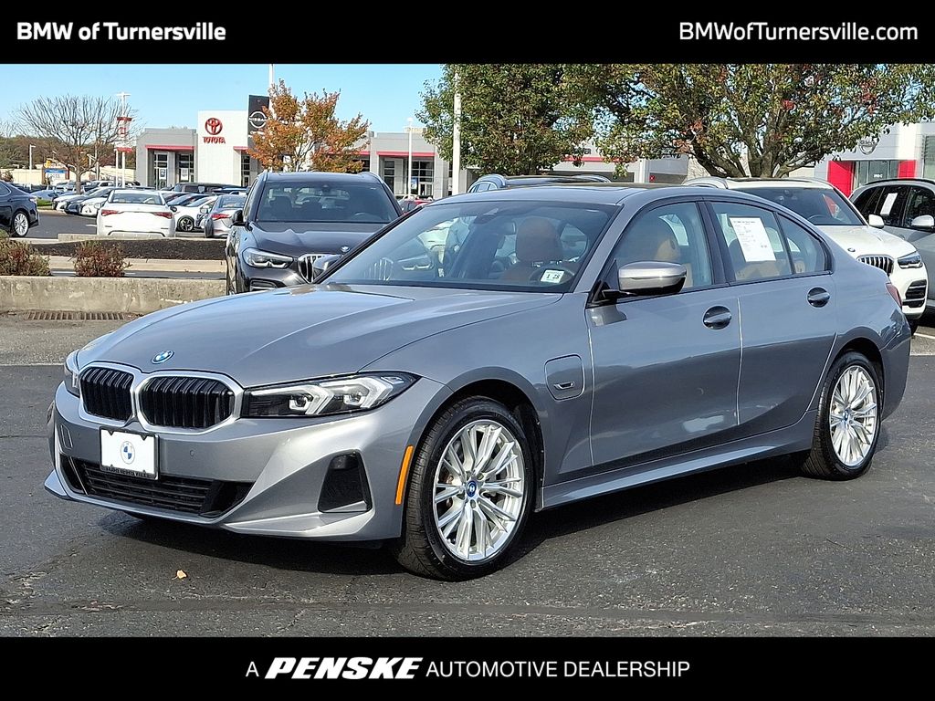 2023 BMW 3 Series 330e