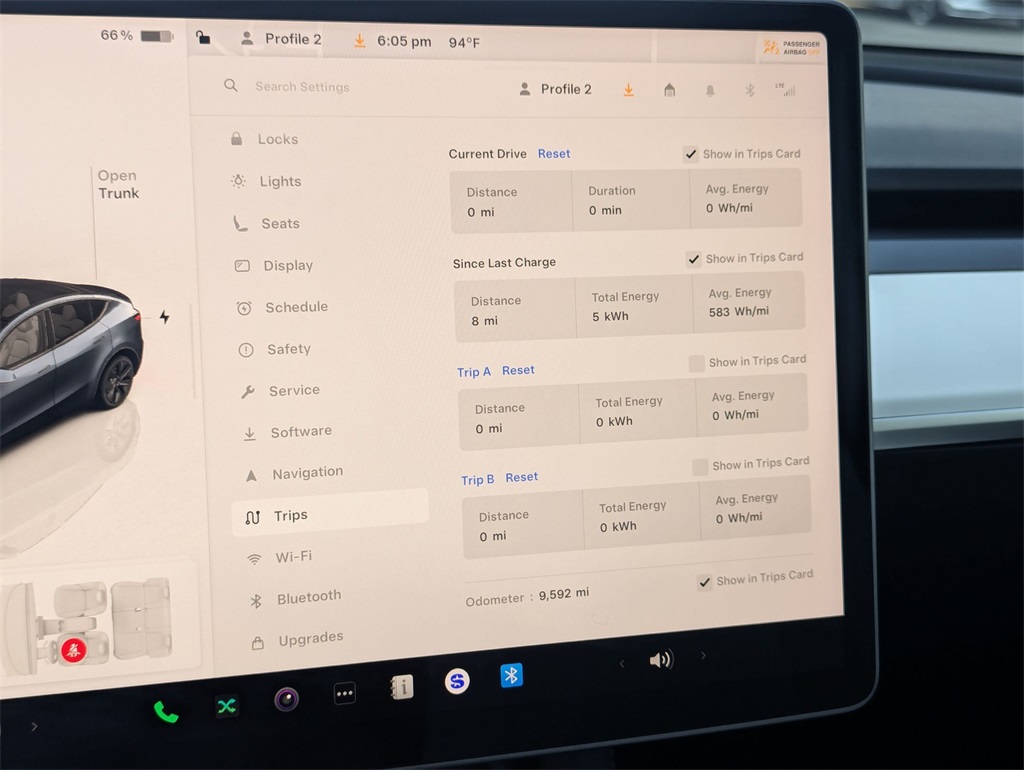 Used 2024 Tesla Model Y Long Range with VIN 7SAYGDED1RF200369 for sale in Kansas City