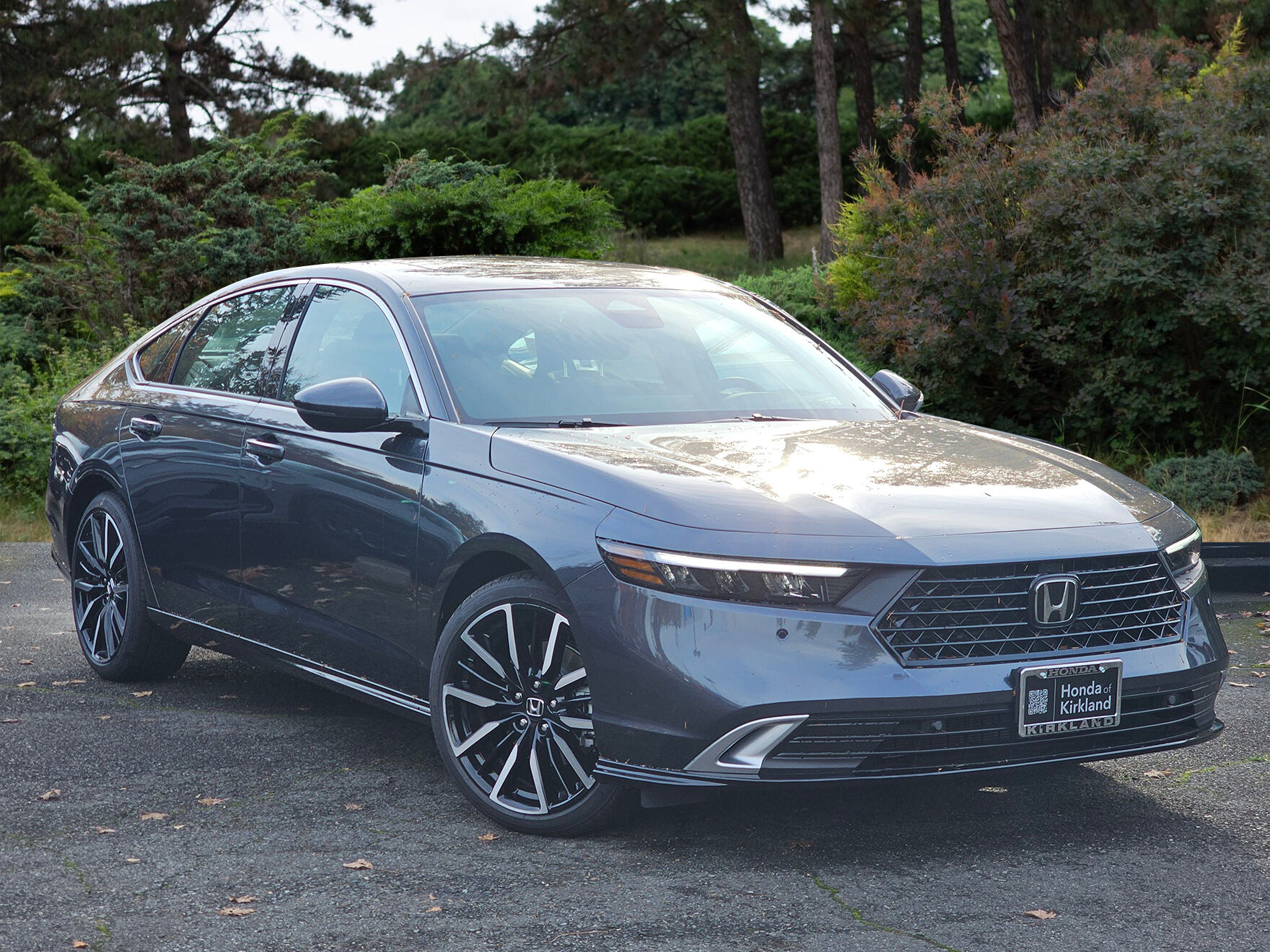 2025 Honda Accord Hybrid Touring's photo