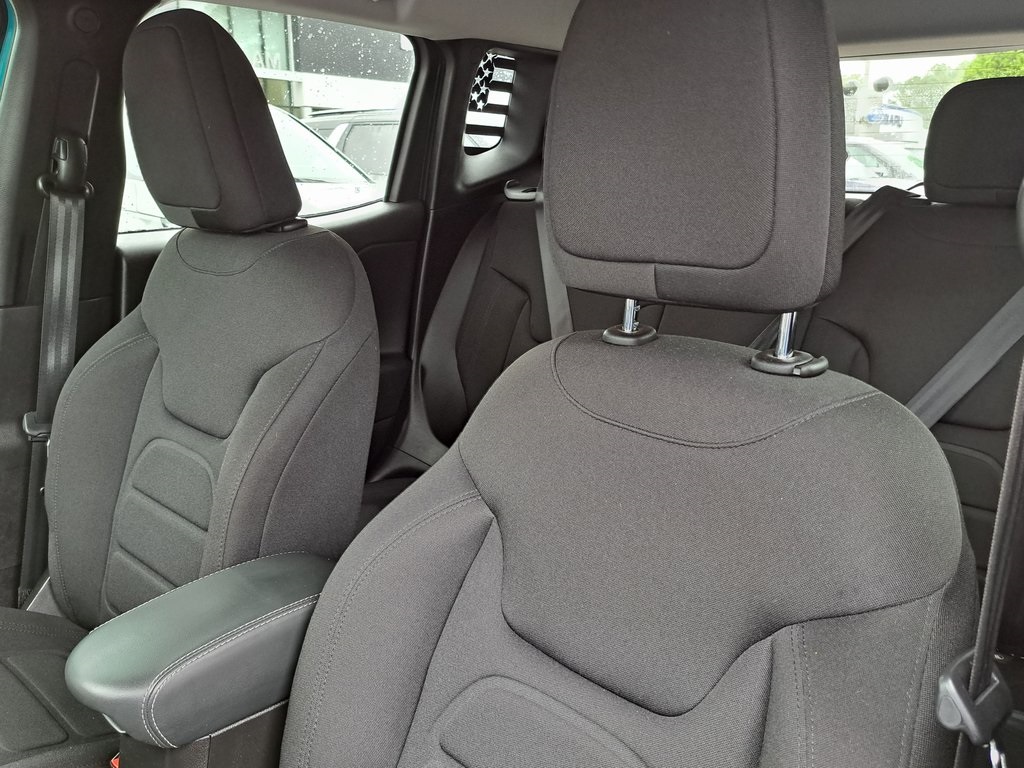 2022 Jeep Renegade Latitude photo 21
