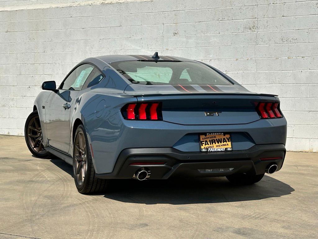2025 Ford Mustang GT Premium photo 6