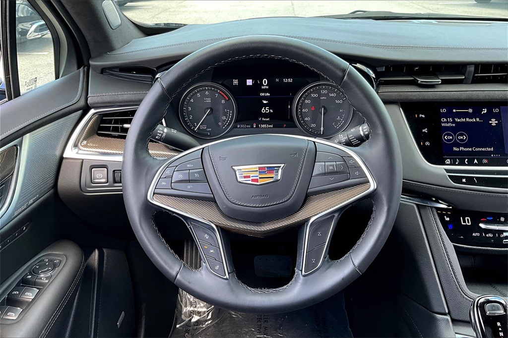 2024 Cadillac XT5 Platinum Premium Luxury photo 8