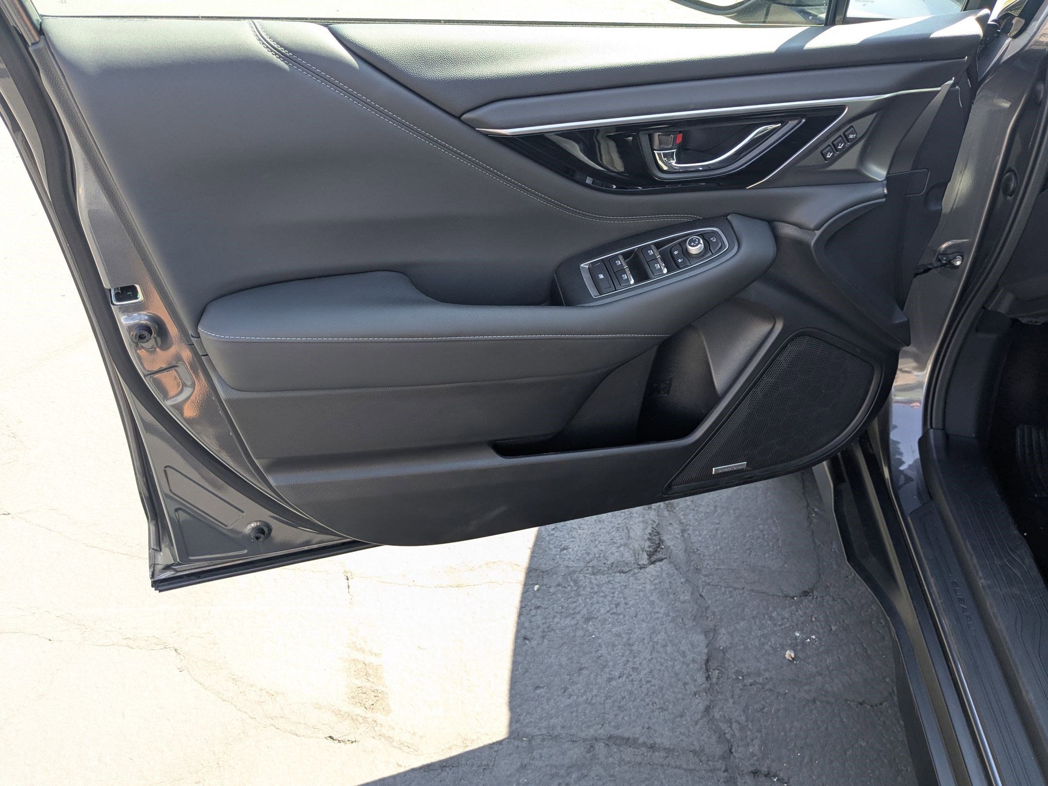 2023 Subaru Outback Touring XT photo 10