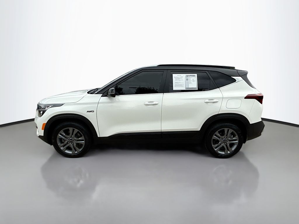 2021 Kia Seltos S photo 4