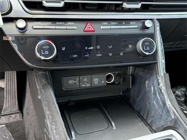 2025 Hyundai Sonata SEL Convenience photo 19