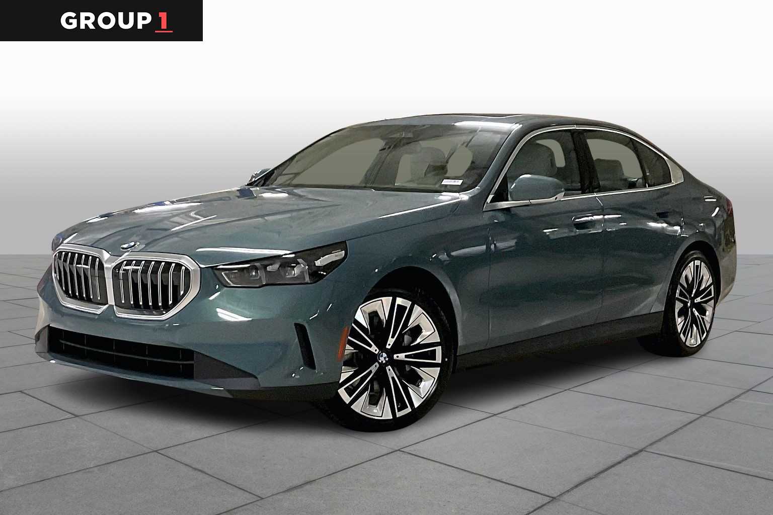 2026 BMW 5 Series 530i's photo