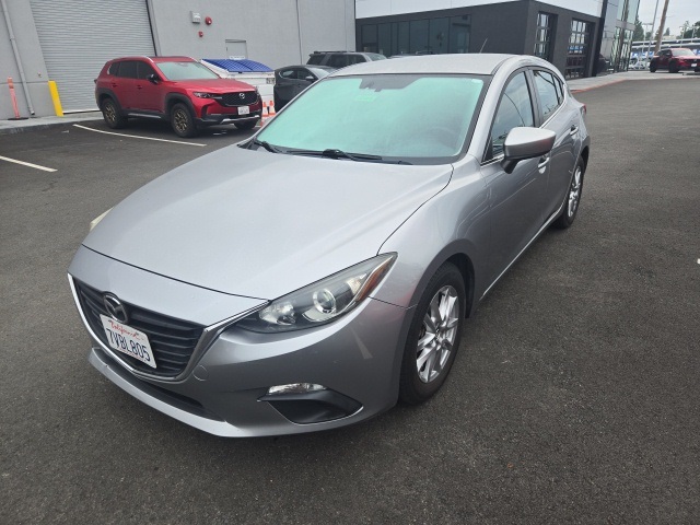 2016 Mazda MAZDA3 i Sport's photo