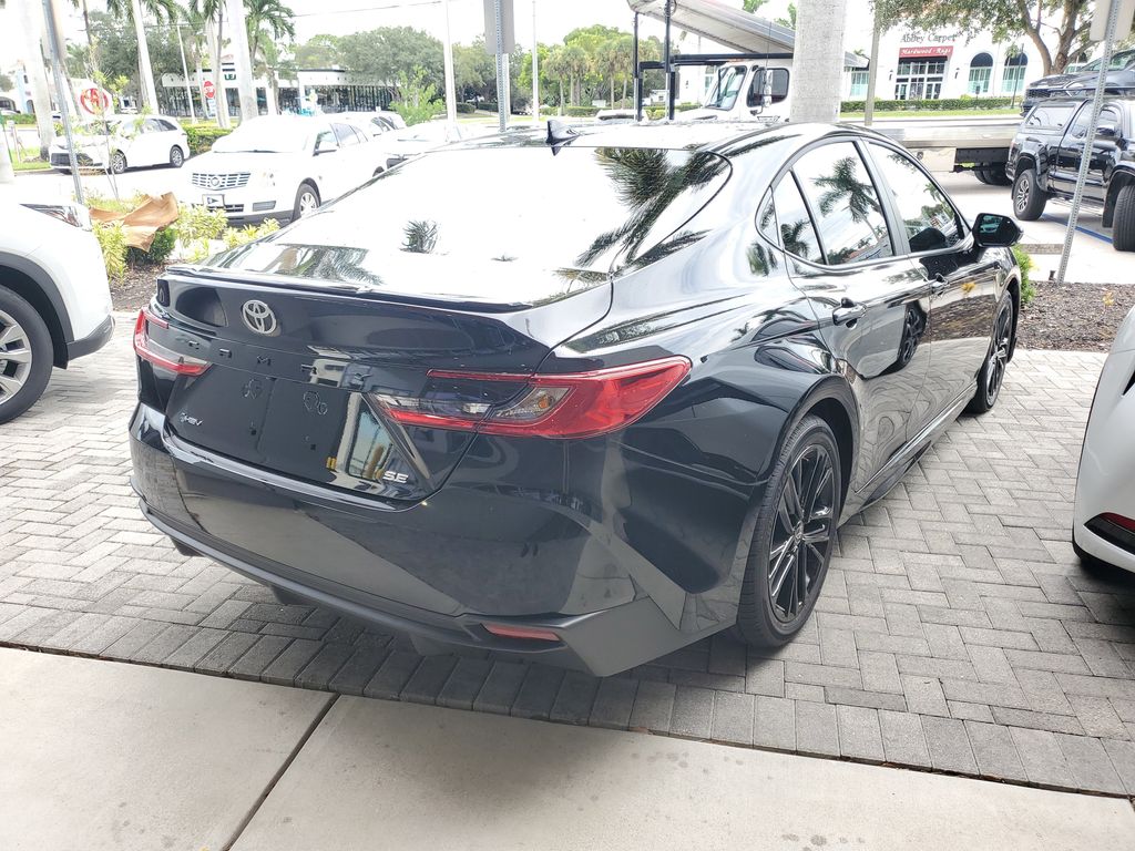 2025 Toyota Camry SE photo 2