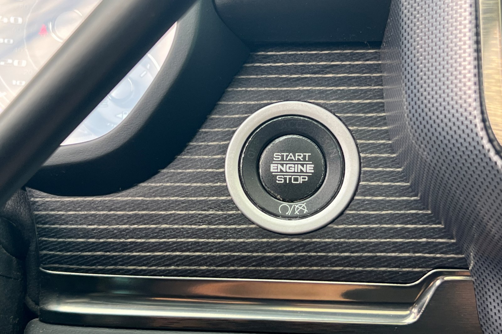 2019 Ram 2500 Limited photo 18