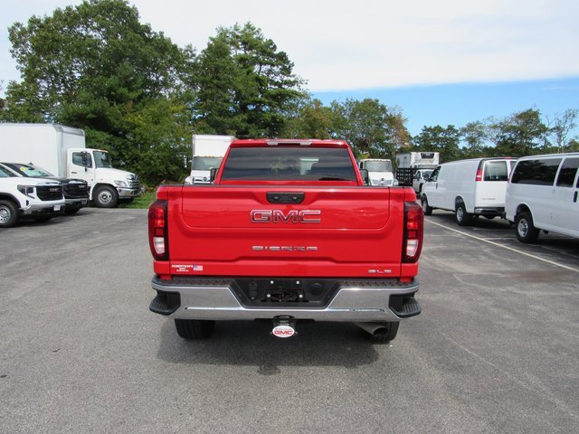 2022 Gmc Sierra 2500 HD SLE photo 3
