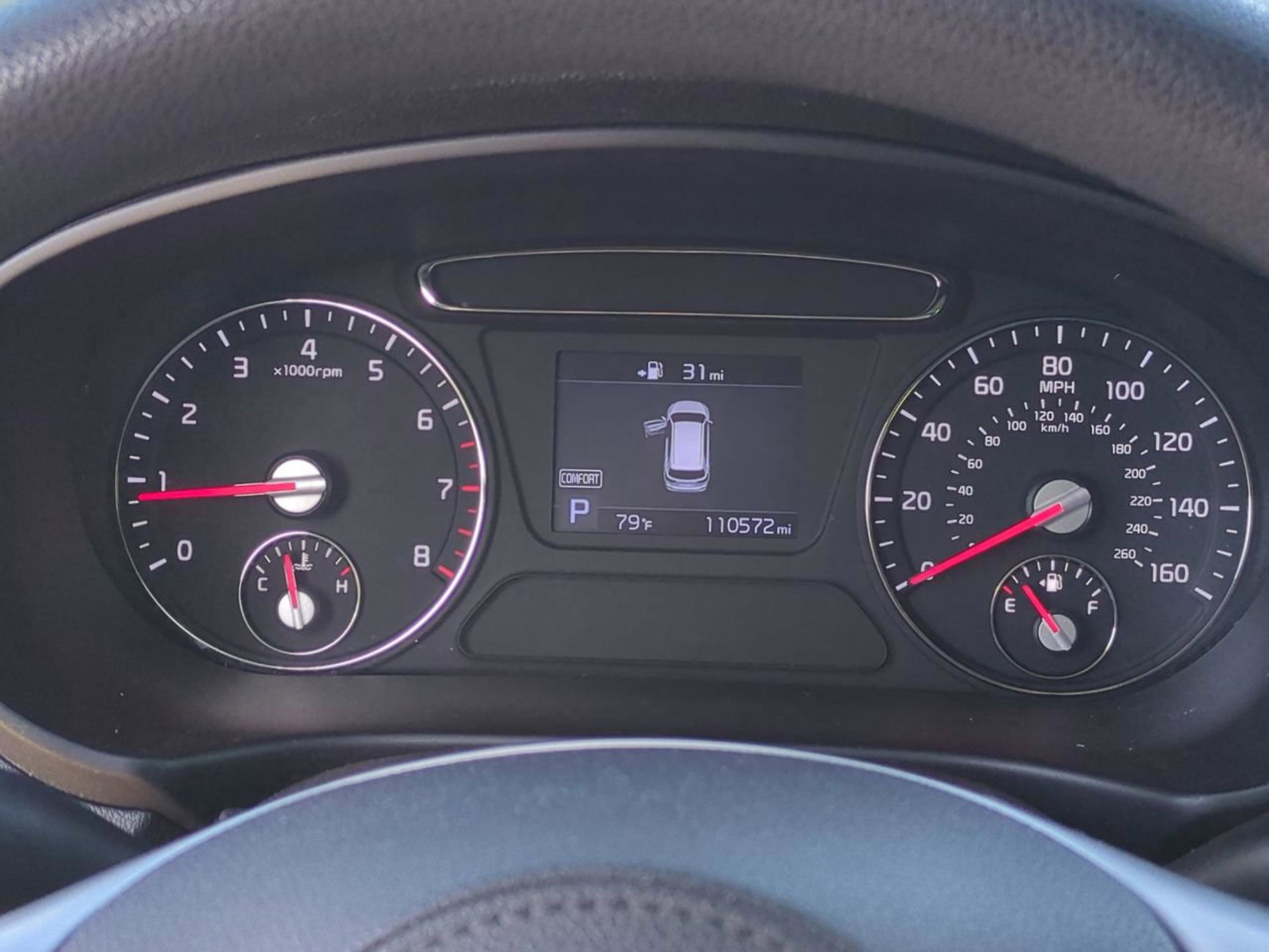 2020 Kia Sorento LX photo 27