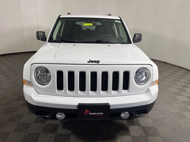Used 2015 Jeep Patriot Sport with VIN 1C4NJRBB5FD438990 for sale in Shakopee, Minnesota