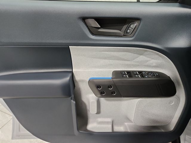 2025 Ford Maverick XLT photo 4