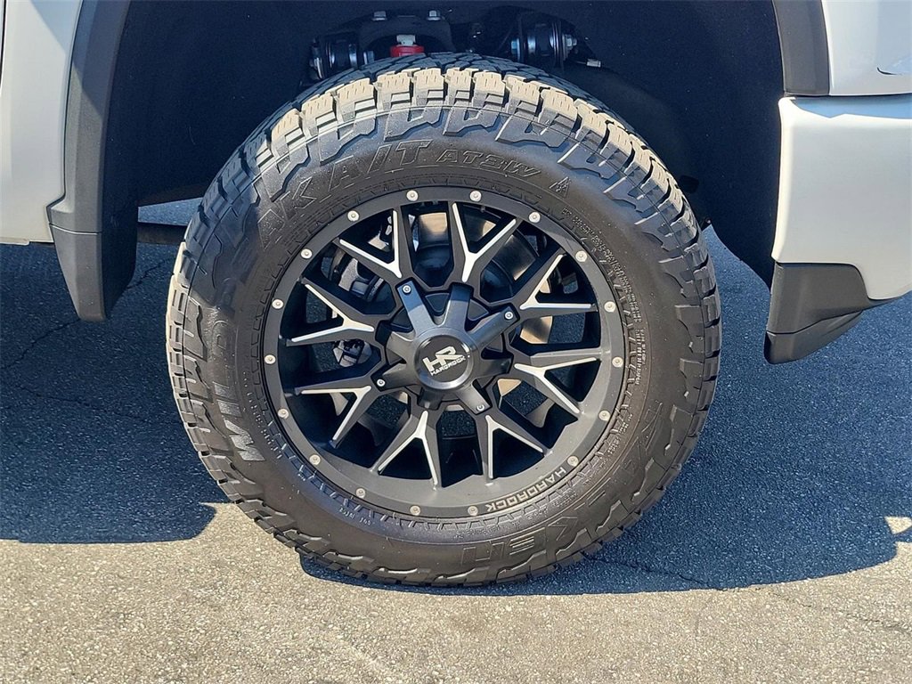 2022 Chevrolet Silverado 2500HD High Country photo 24