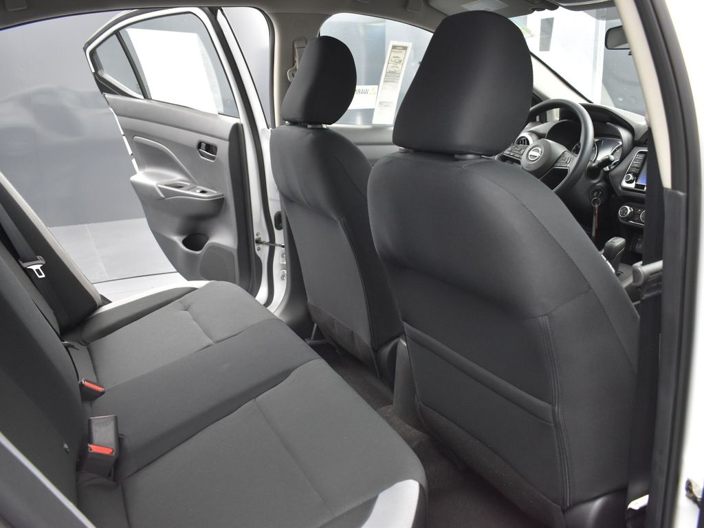 2025 Nissan Versa 1.6 S photo 15