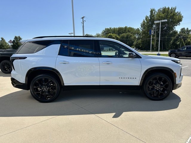 2026 Chevrolet Traverse RS photo 5