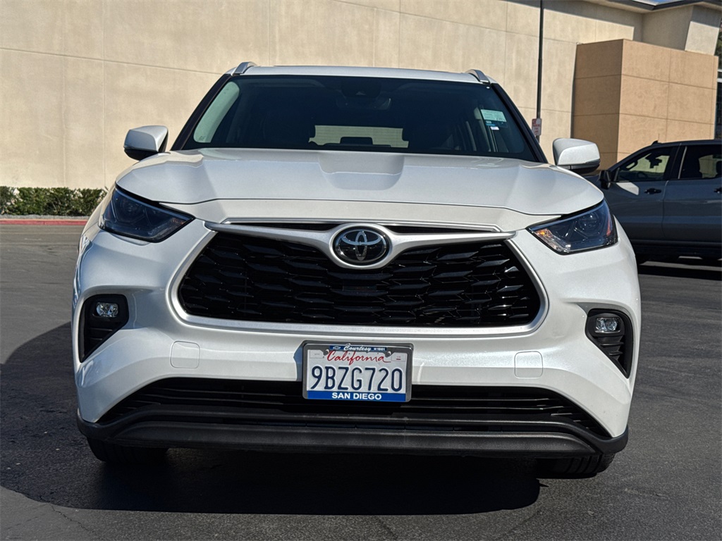 2022 Toyota Highlander XLE photo 4
