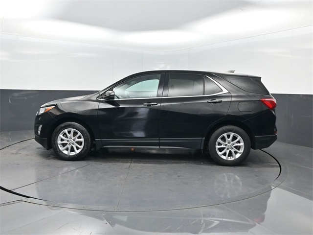 2019 Chevrolet Equinox LT photo 2