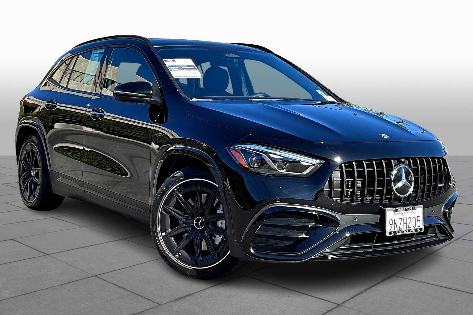 2025 Mercedes Benz GLA AMG 35 4MATIC photo 2
