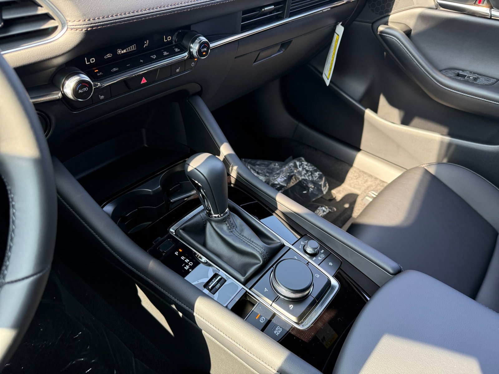 2025 Mazda Mazda3 Hatchback 2.5 s Preferred photo 13