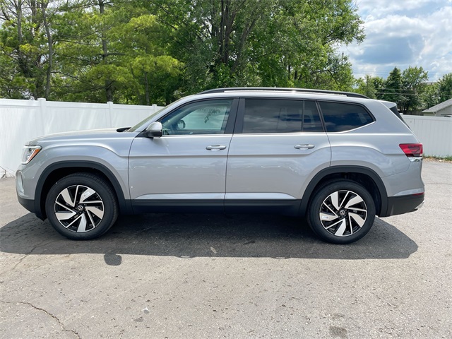 2025 Volkswagen Atlas SE Technology photo 25