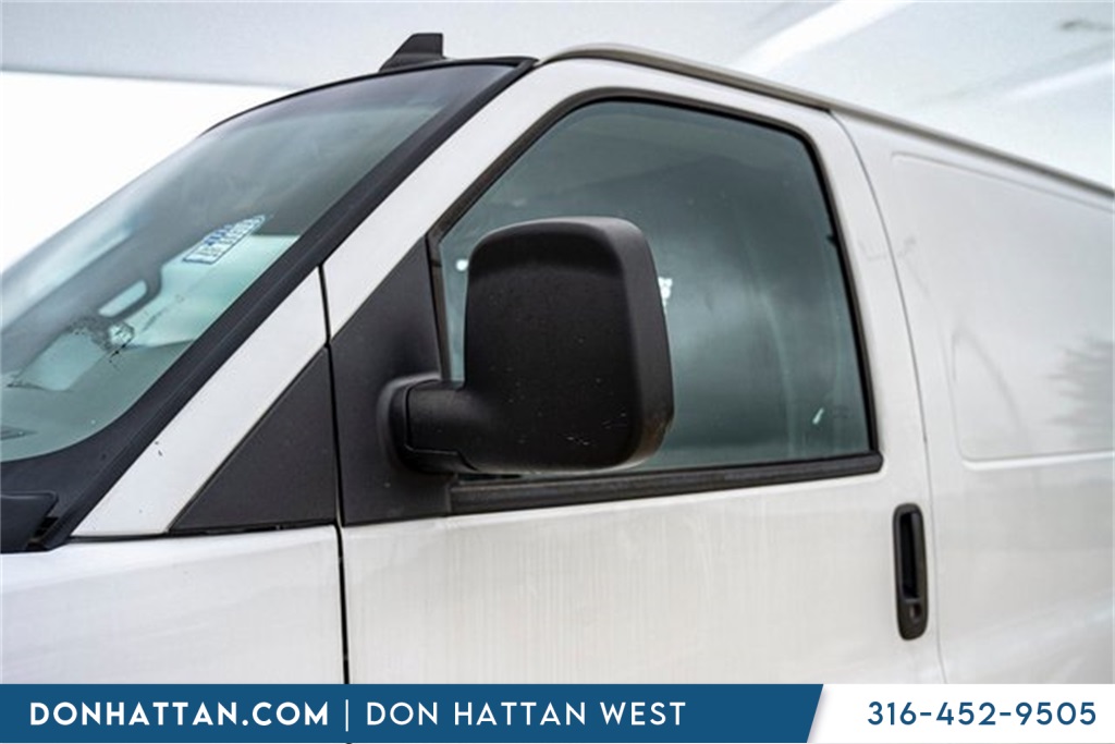 2023 Chevrolet Express 2500 Work Cargo Van photo 24