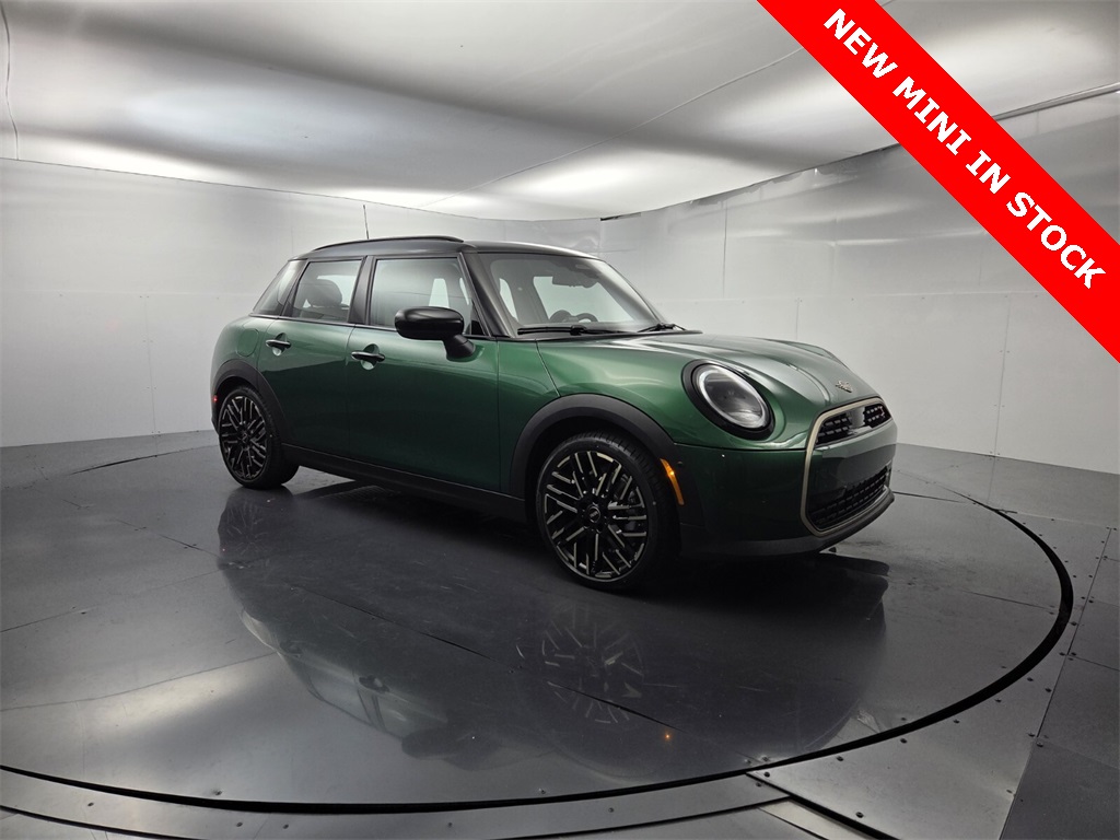 2026 MINI Hardtop 4 Door S's photo