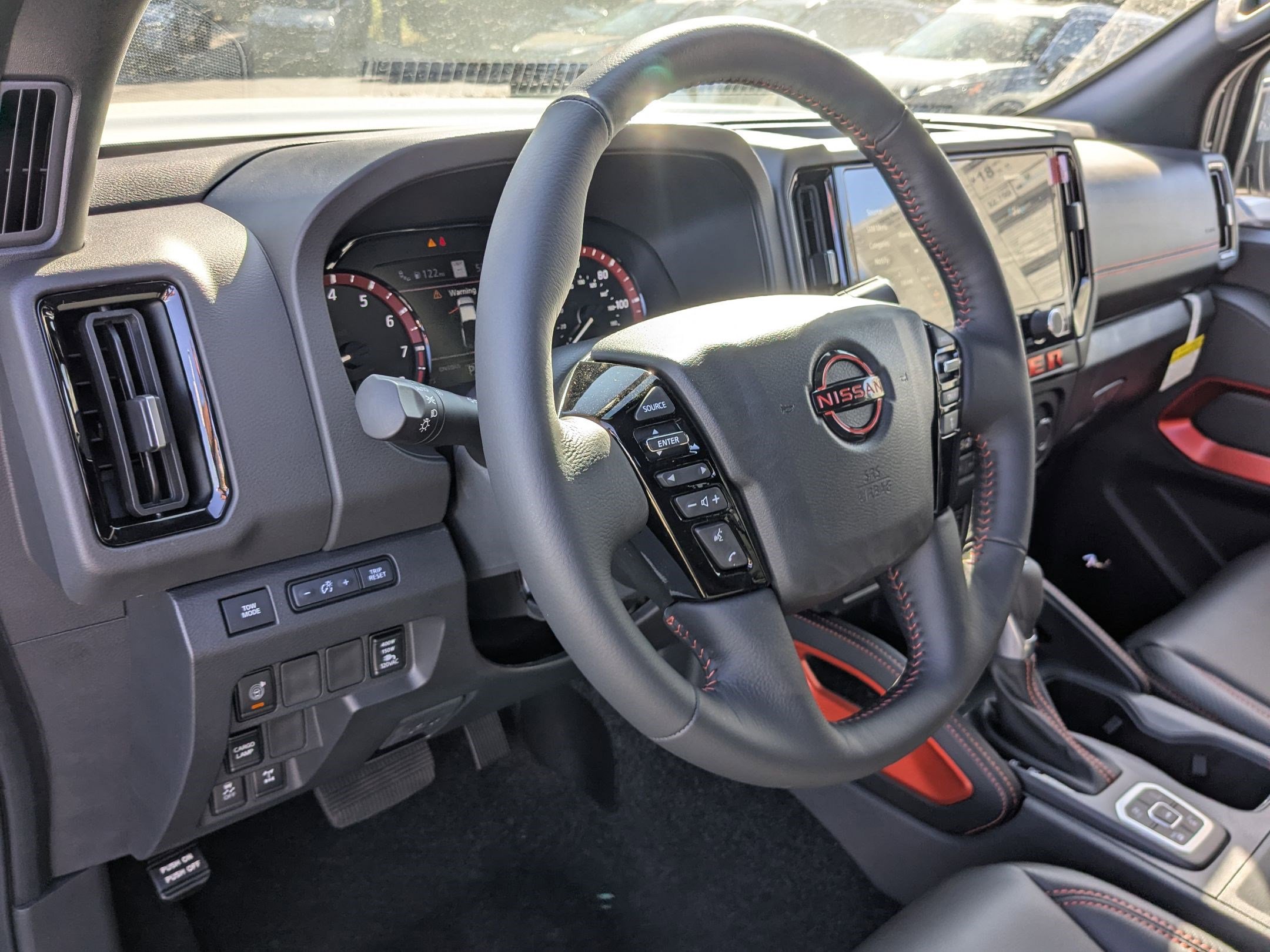 2026 Nissan Frontier Crew Cab PRO-4X photo 9