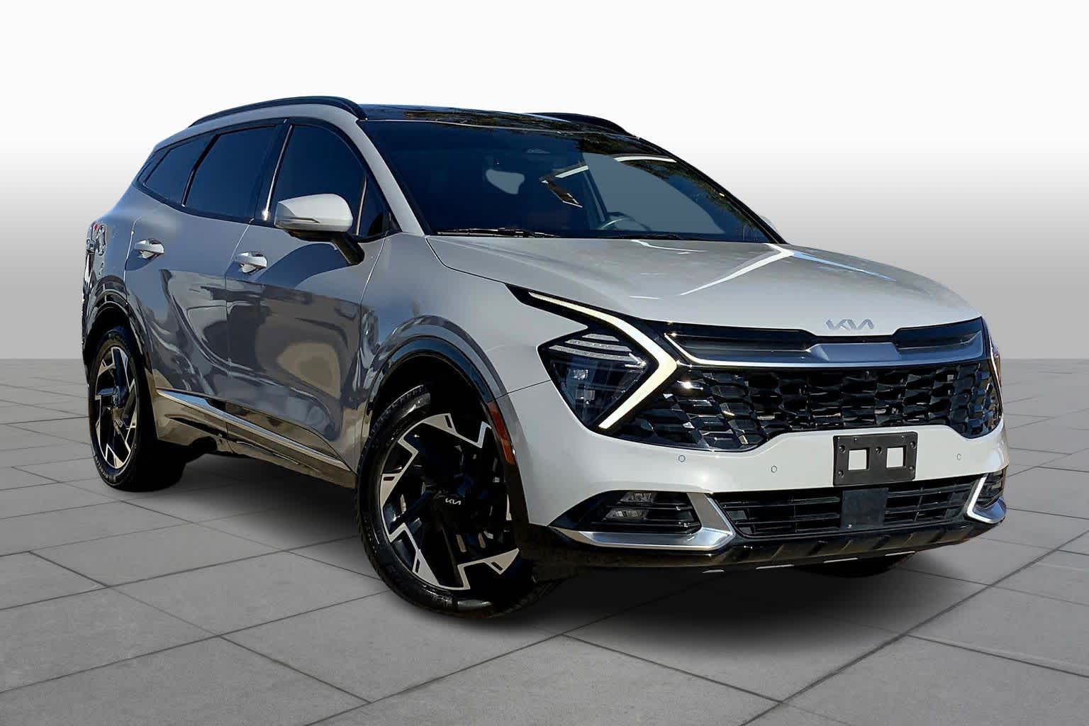 2023 Kia Sportage photo 2