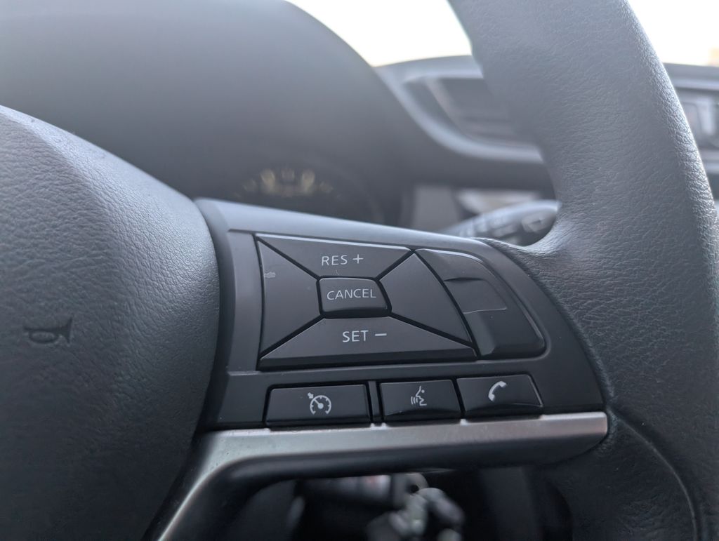 2021 Nissan Rogue Sport S photo 15