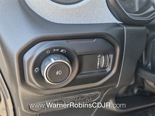 2025 Jeep Wrangler Sport photo 21