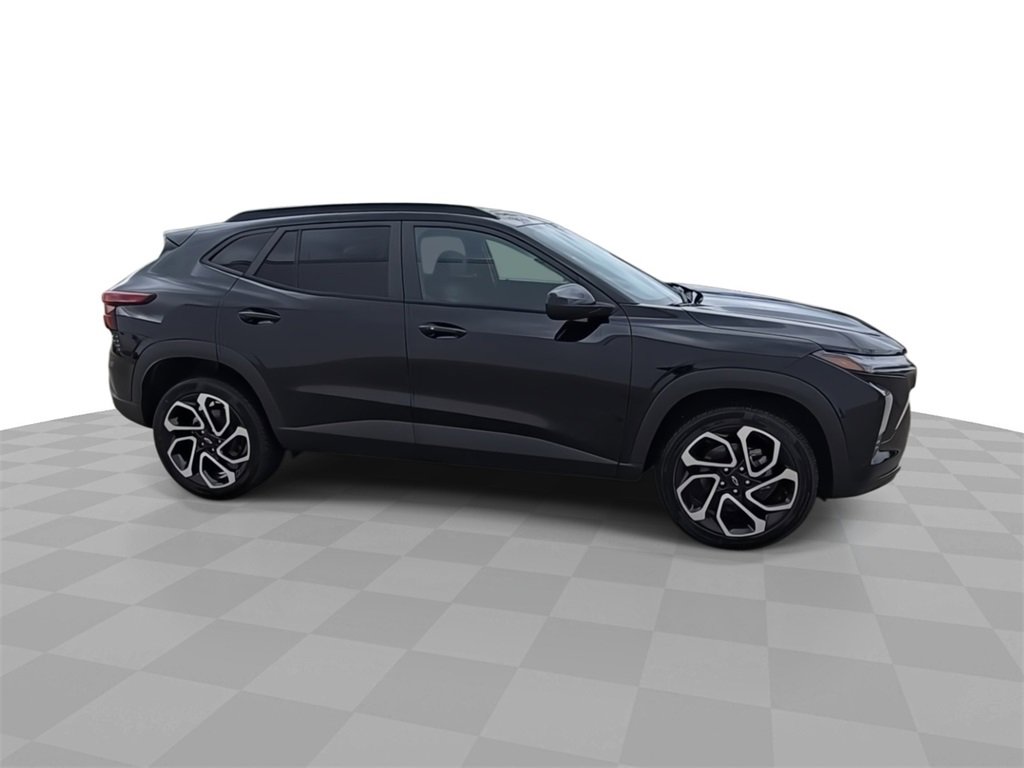 2024 Chevrolet Trax photo 8