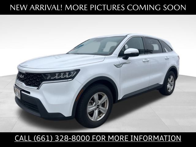 2023 Kia Sorento LX's photo