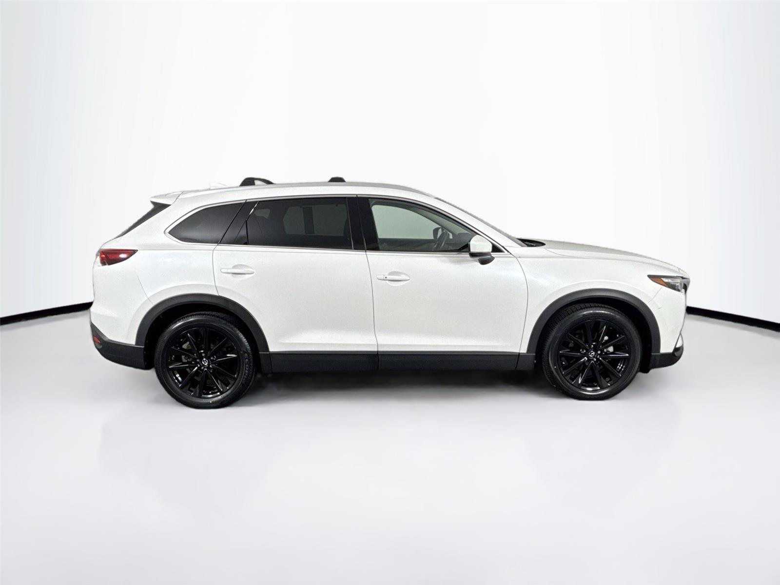 2022 Mazda CX-9 Touring photo 4