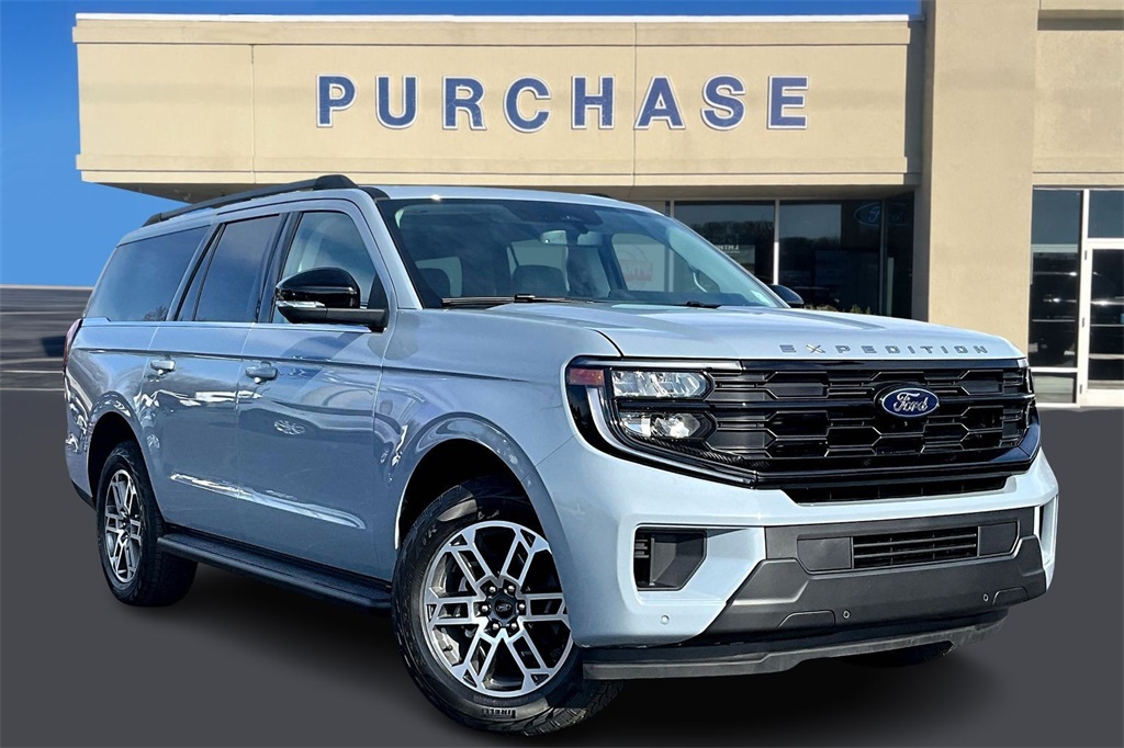 2026 Ford Expedition Active's photo
