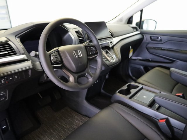2026 Honda Odyssey EX-L photo 3