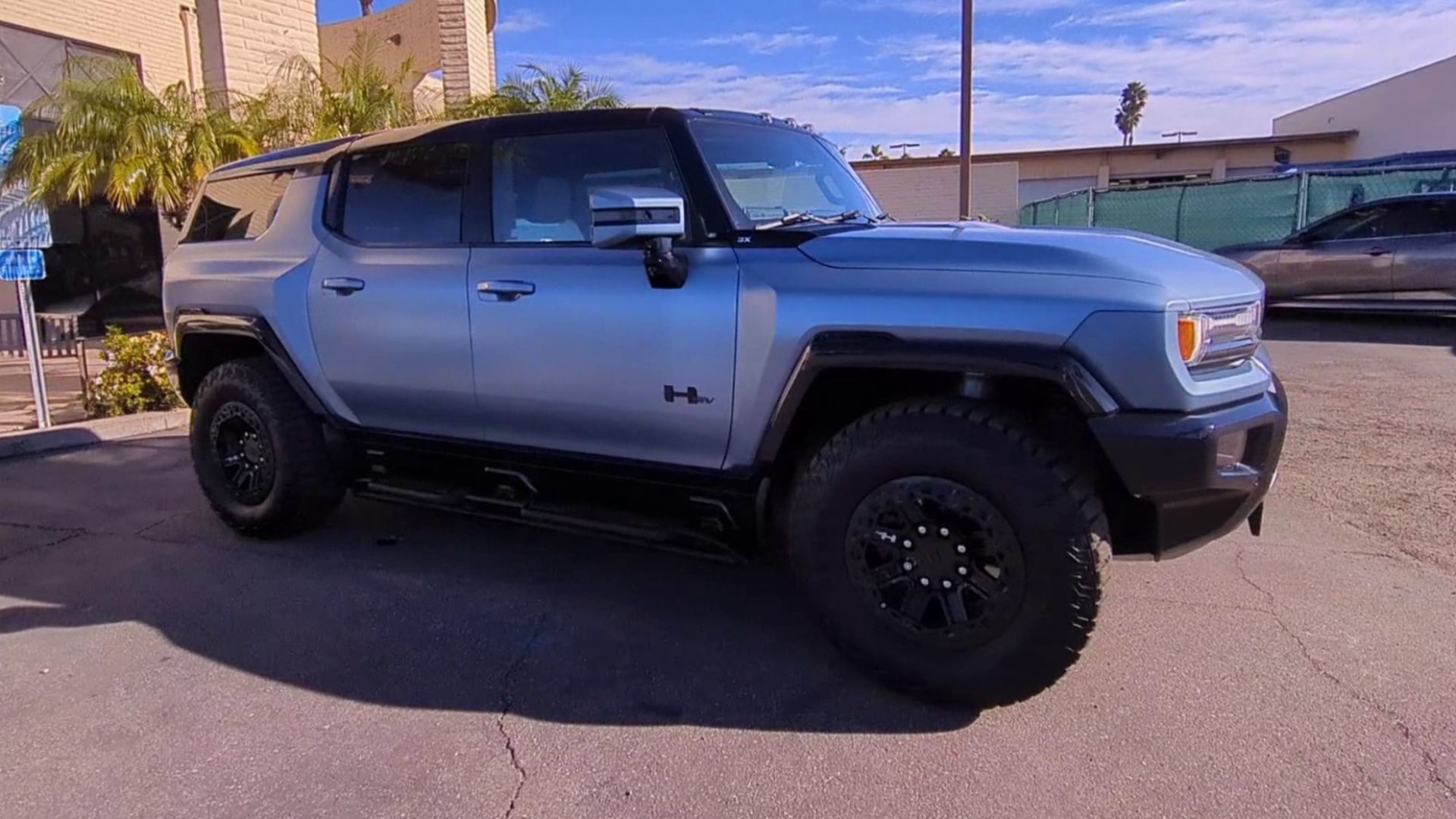 2024 GMC HUMMER EV 3X's photo